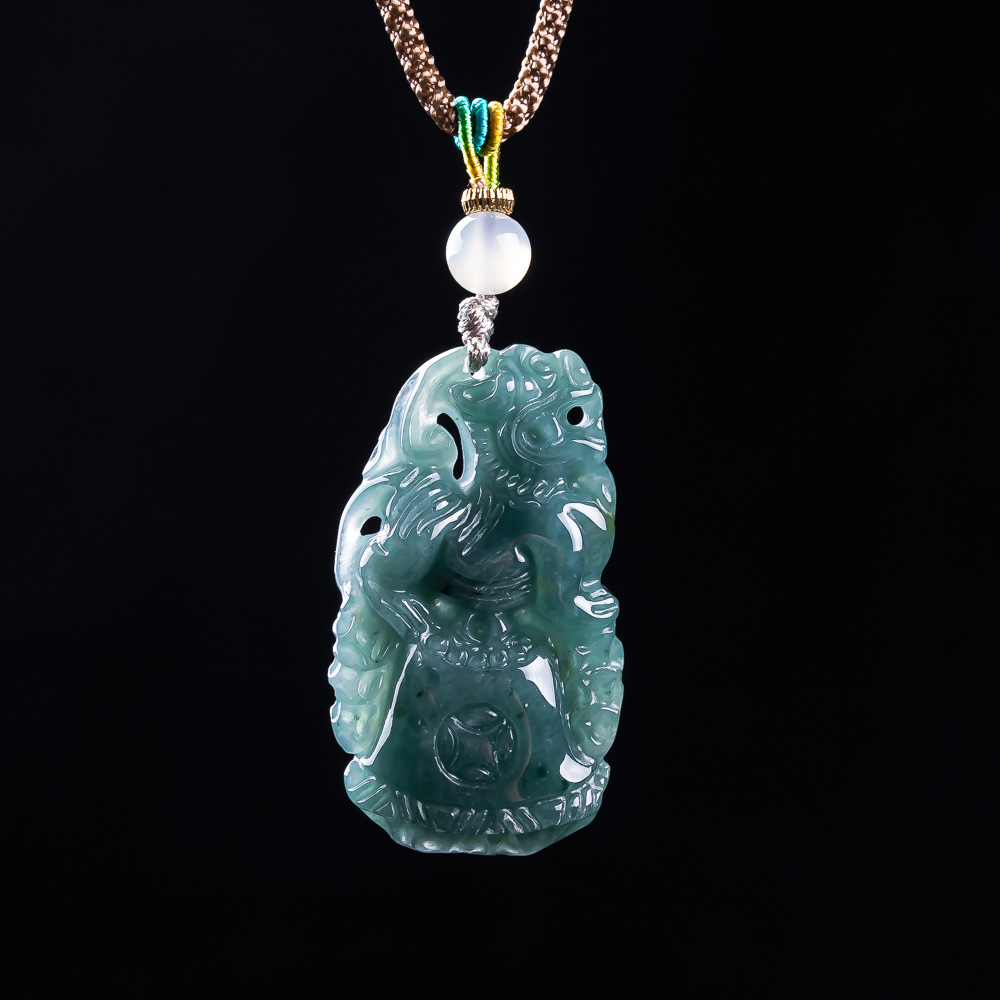 Accessories Woman - Pendentif Pixiu en jadéite birmane, talisman