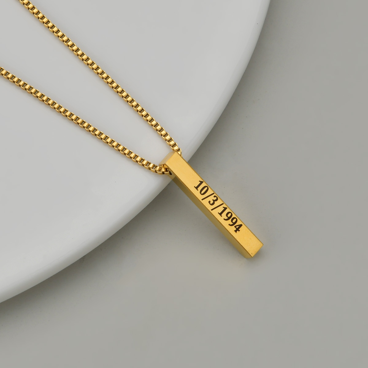 Colliers avec pendentif carré  - Women Accessories Gift Box avis et prix