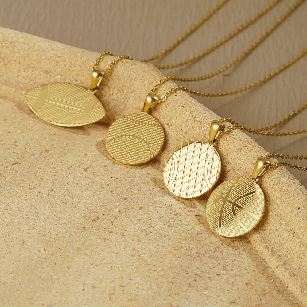 Collier Pendentif Monnaie en A - Coin Necklace Delicate avis et prix